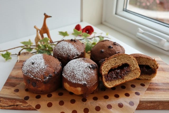 バレンタインに手作りパンを贈る意味とは？語源から見るメッセージ性