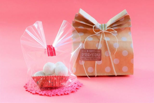 バレンタインで学校への持っていき方のコツは？溶けない対策や隠し方