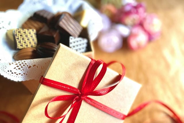 バレンタインで3月に渡すのはあり？貰う側の本音と日数の許容範囲