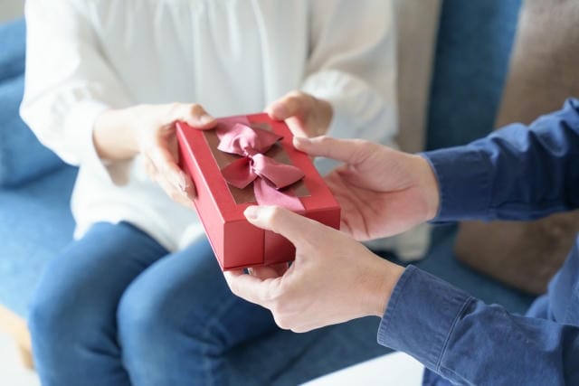 バレンタインデーで遅れて渡すのはあり？心理的なフォローや気配り